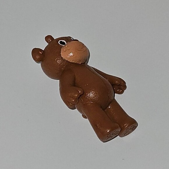 Teddy B Bear Doc McStuffins Small 2" Figure Toy - Picture 4 of 6